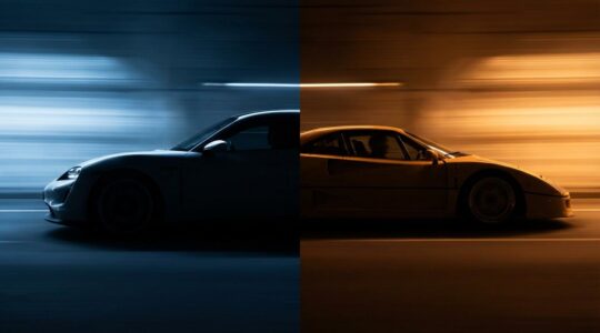 Comparaison symbolique entre une voiture électrique sportive moderne et une voiture thermique classique dans un environnement dynamique